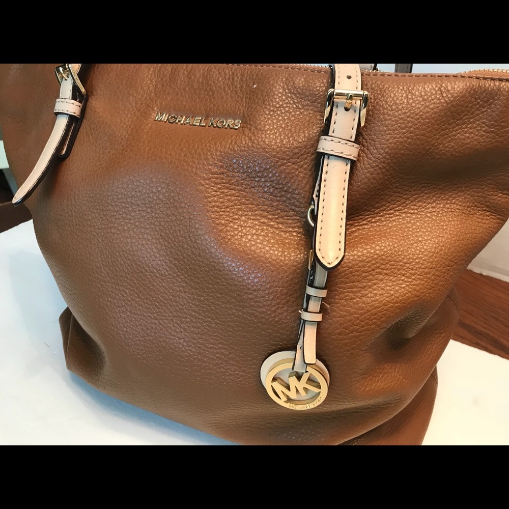 Michael Kors Shoulder Bag - Picture 3 of 3